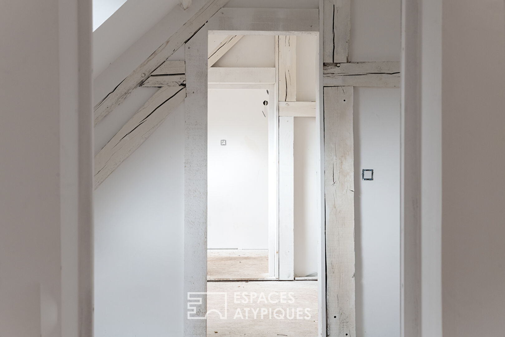 Farmhouse built in 1862 to be renovated