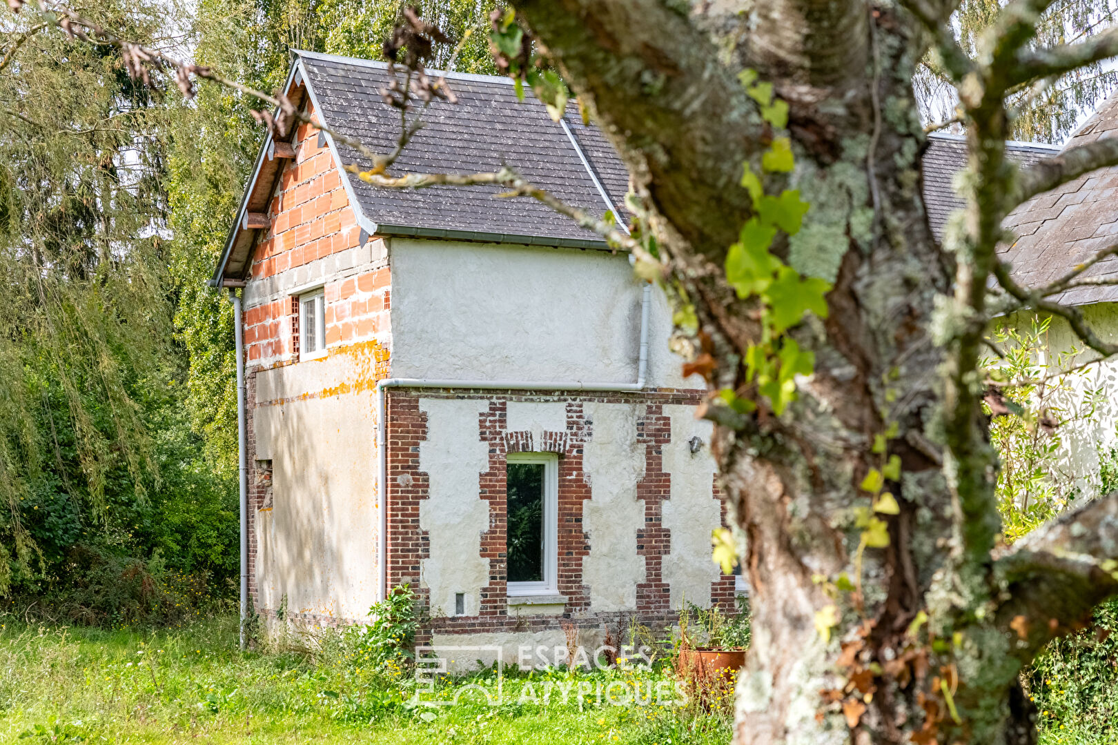 Farmhouse built in 1862 to be renovated