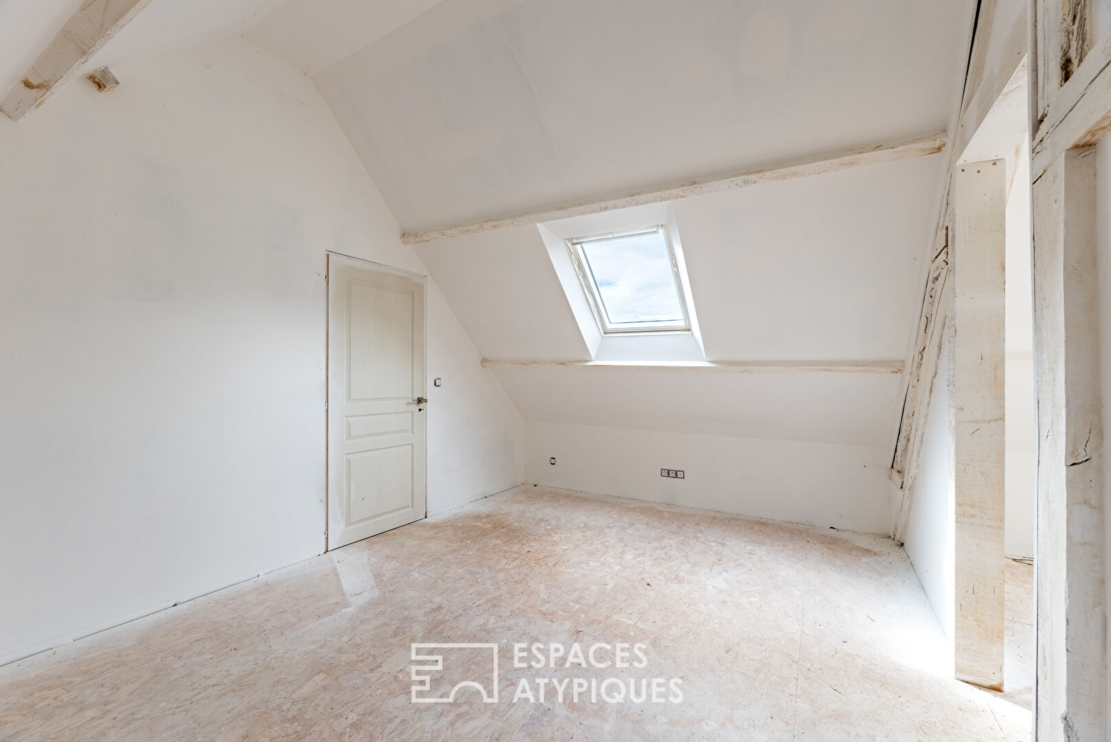 Farmhouse built in 1862 to be renovated