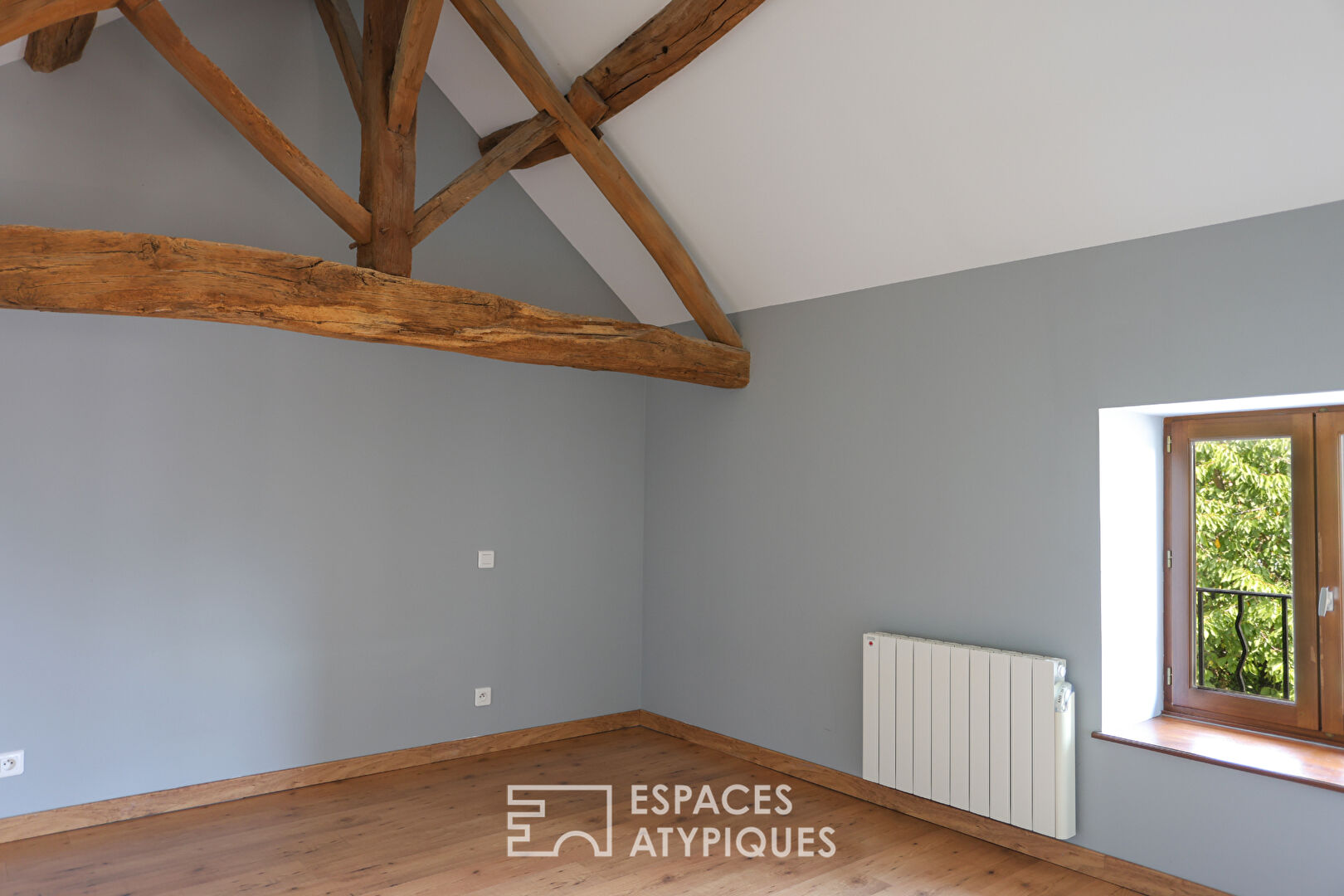 Ancienne forge entièrement rénovée en maison familiale