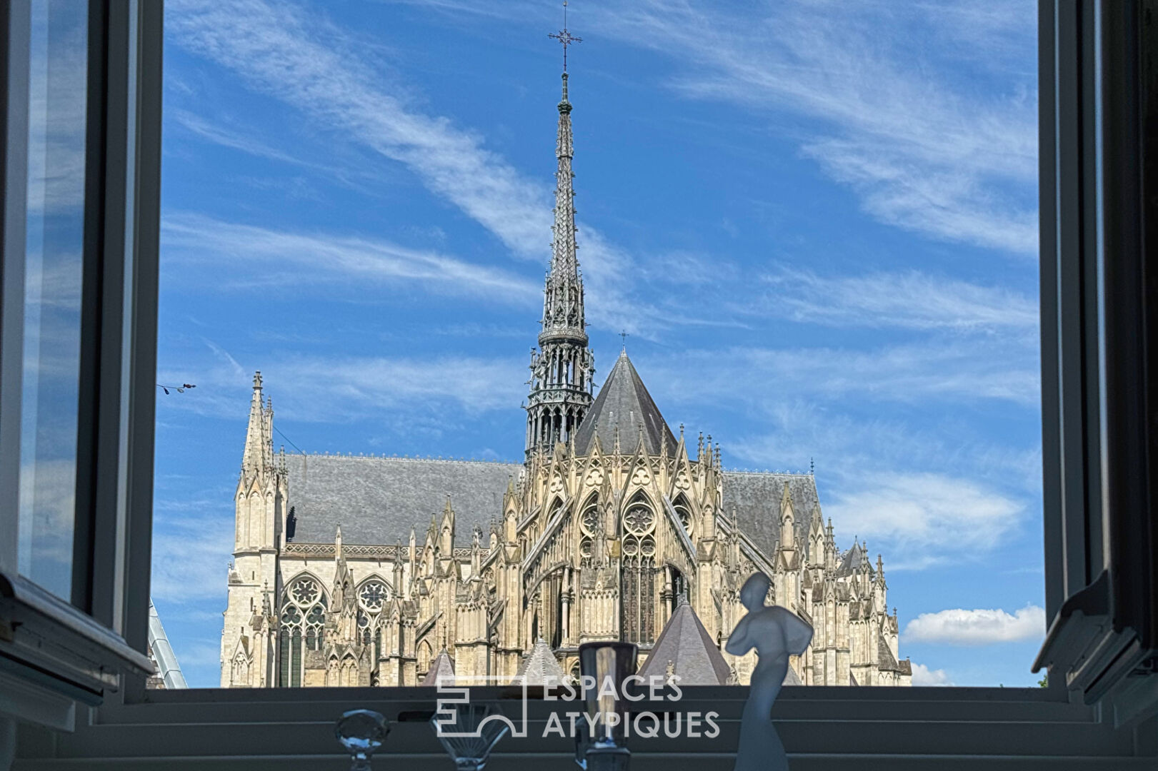 Appartement  avec vue sur la Cathédrale au centre historique d’Amiens