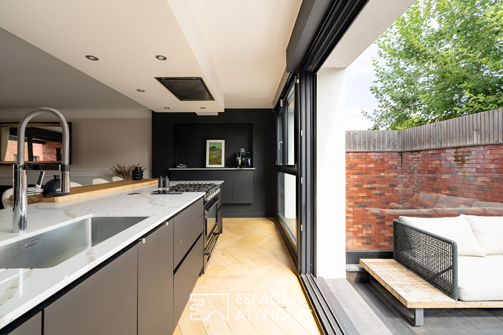 Contemporary house with jacuzzi Croix Mairie