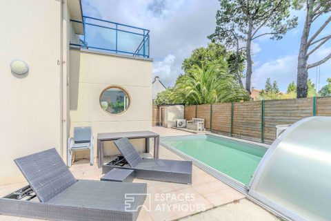 Maison contemporaine avec piscine à 150 m de la plage de la Courance