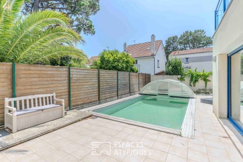 Maison contemporaine avec piscine à 150 m de la plage de la Courance