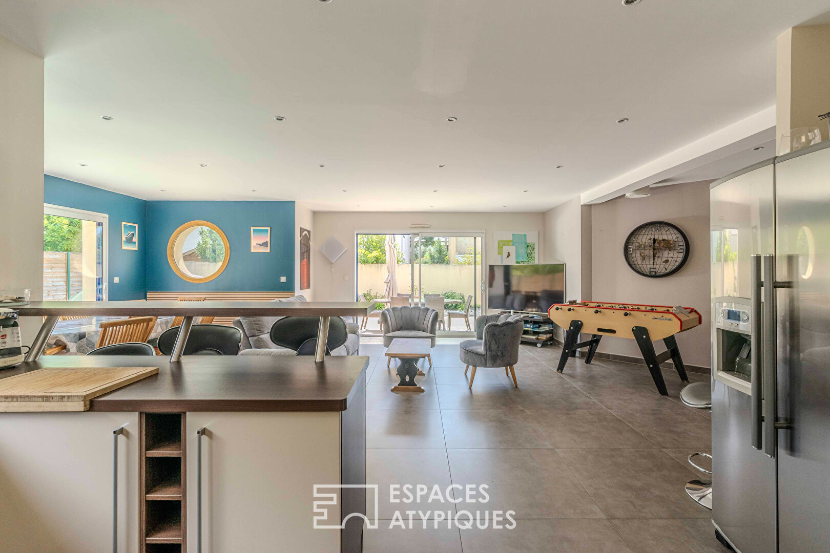 Maison contemporaine avec piscine à 150 m de la plage de la Courance