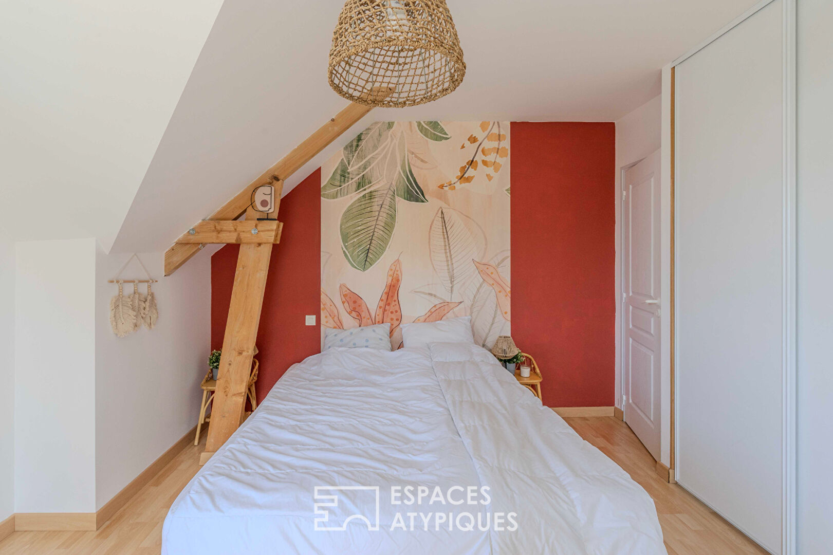 Maison contemporaine avec piscine à 150 m de la plage de la Courance