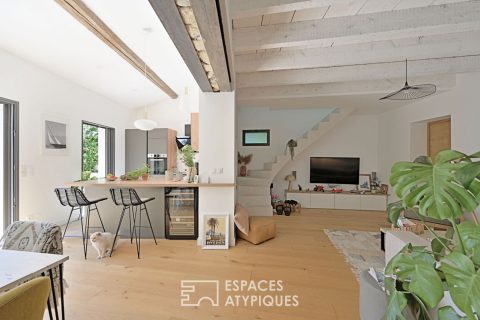 Renovated village house, private courtyard and amenities just a stone’s throw away