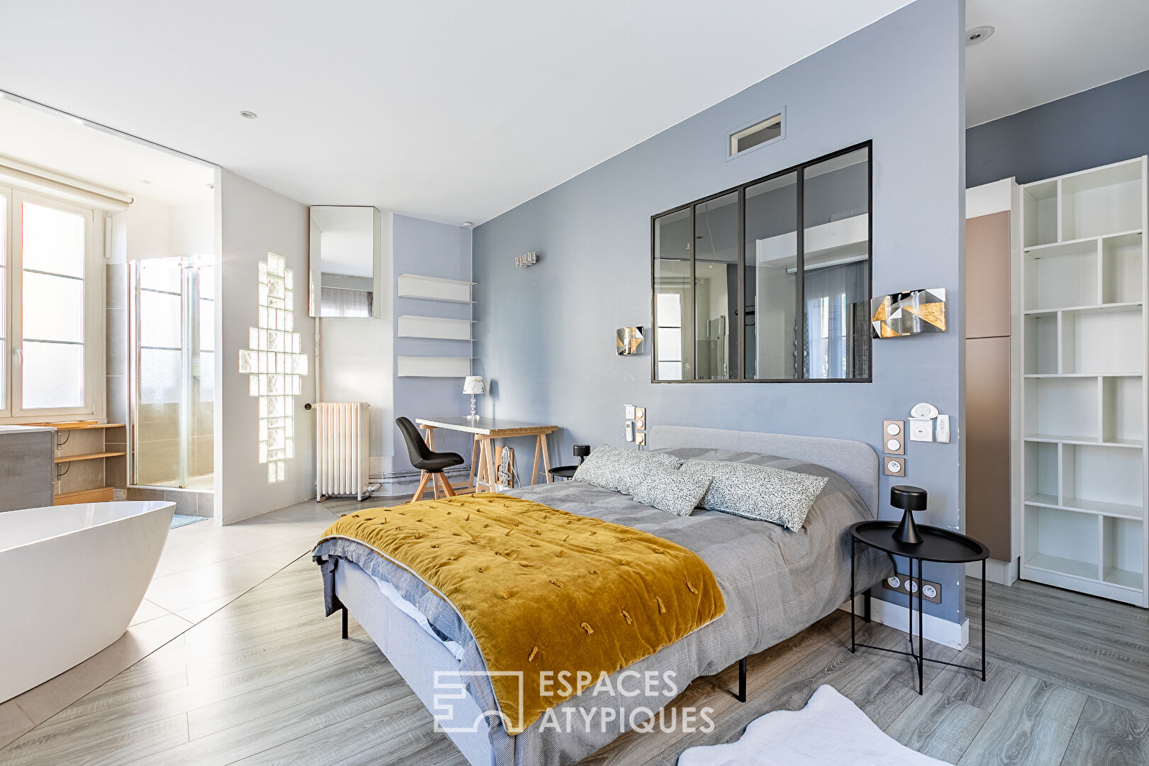 Unique ! Bel appartement rénové en centre ville historique de Compiègne