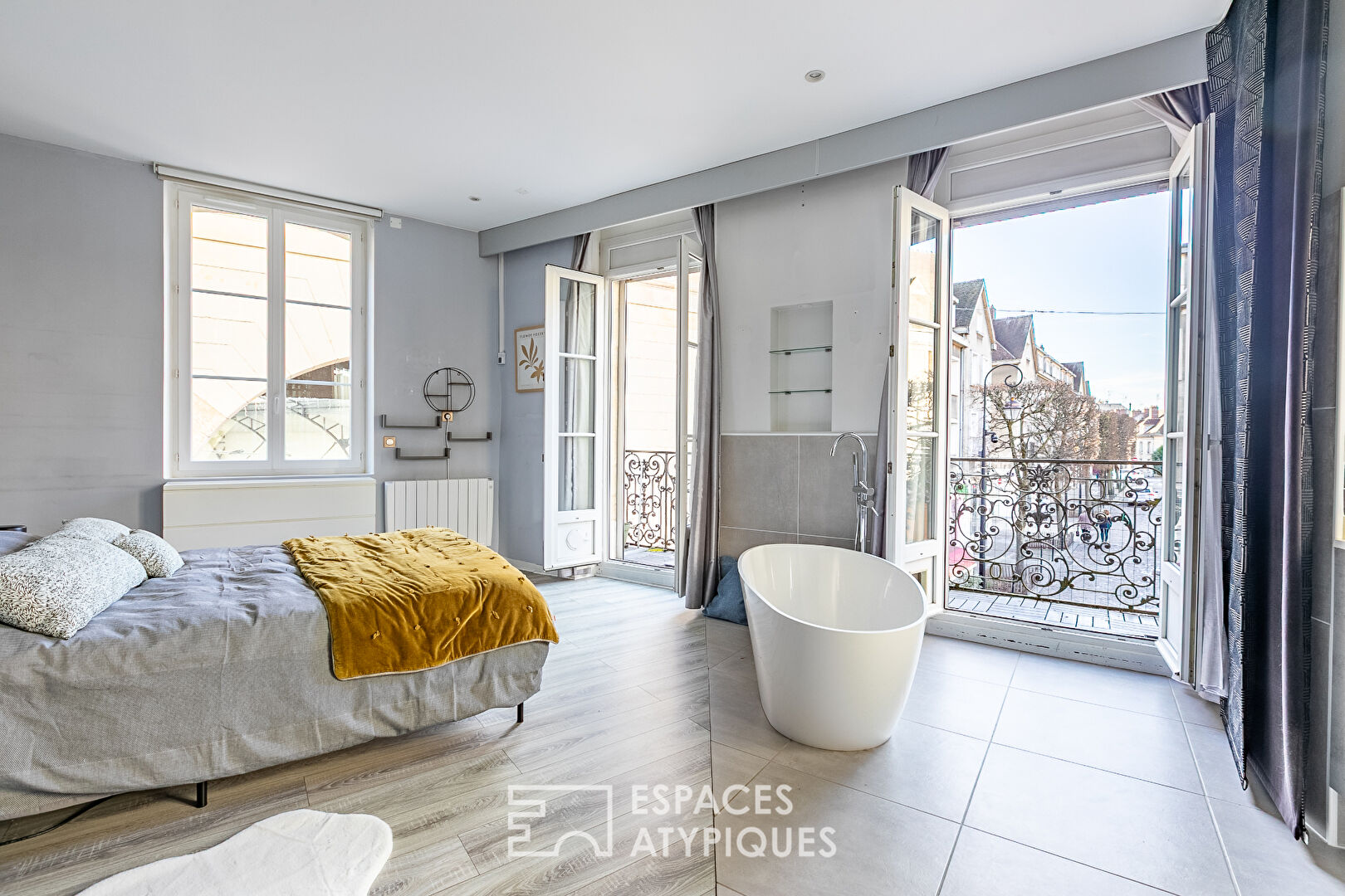 Unique ! Bel appartement rénové en centre ville historique de Compiègne