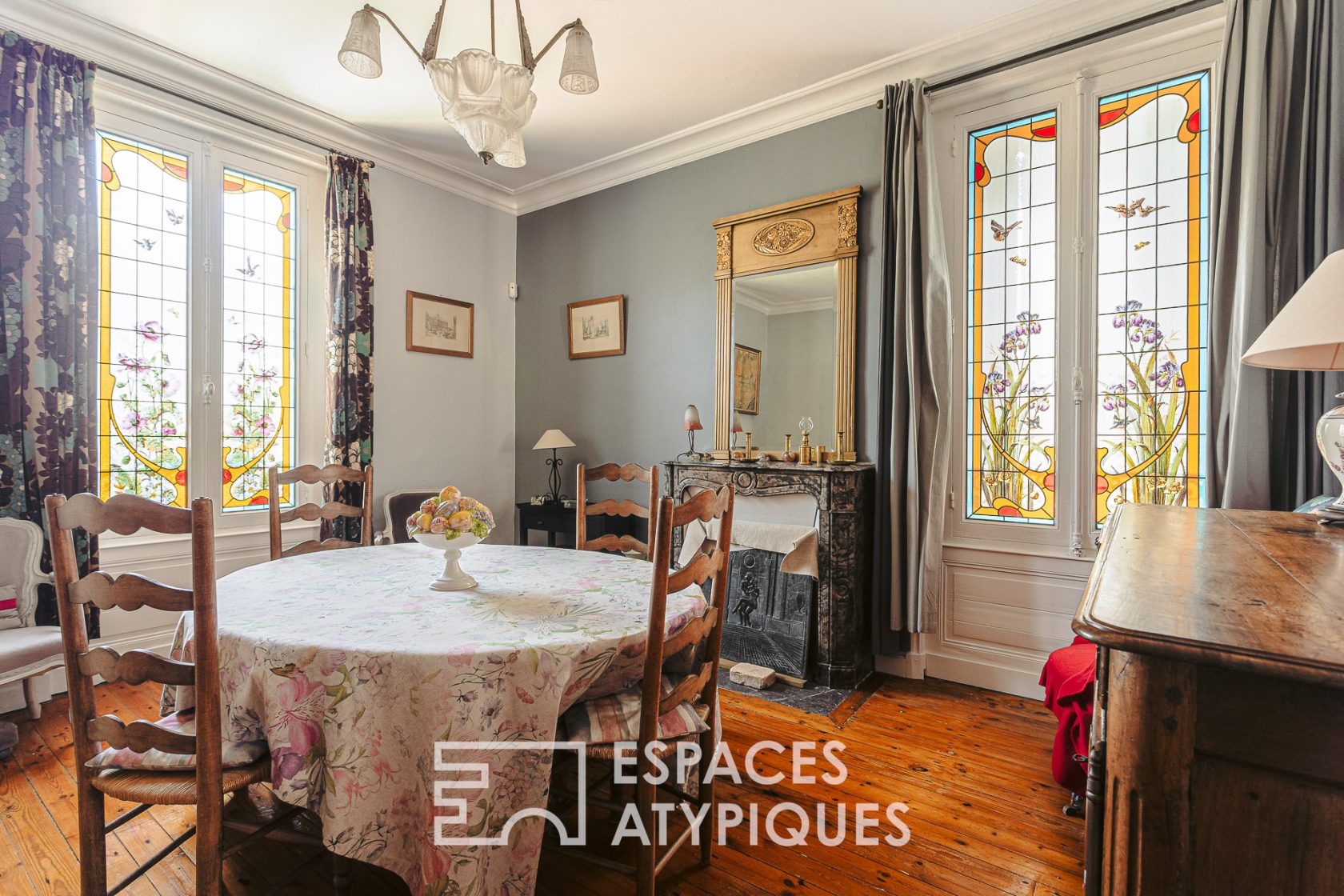 Historic prestigious residence in the heart of La Genette