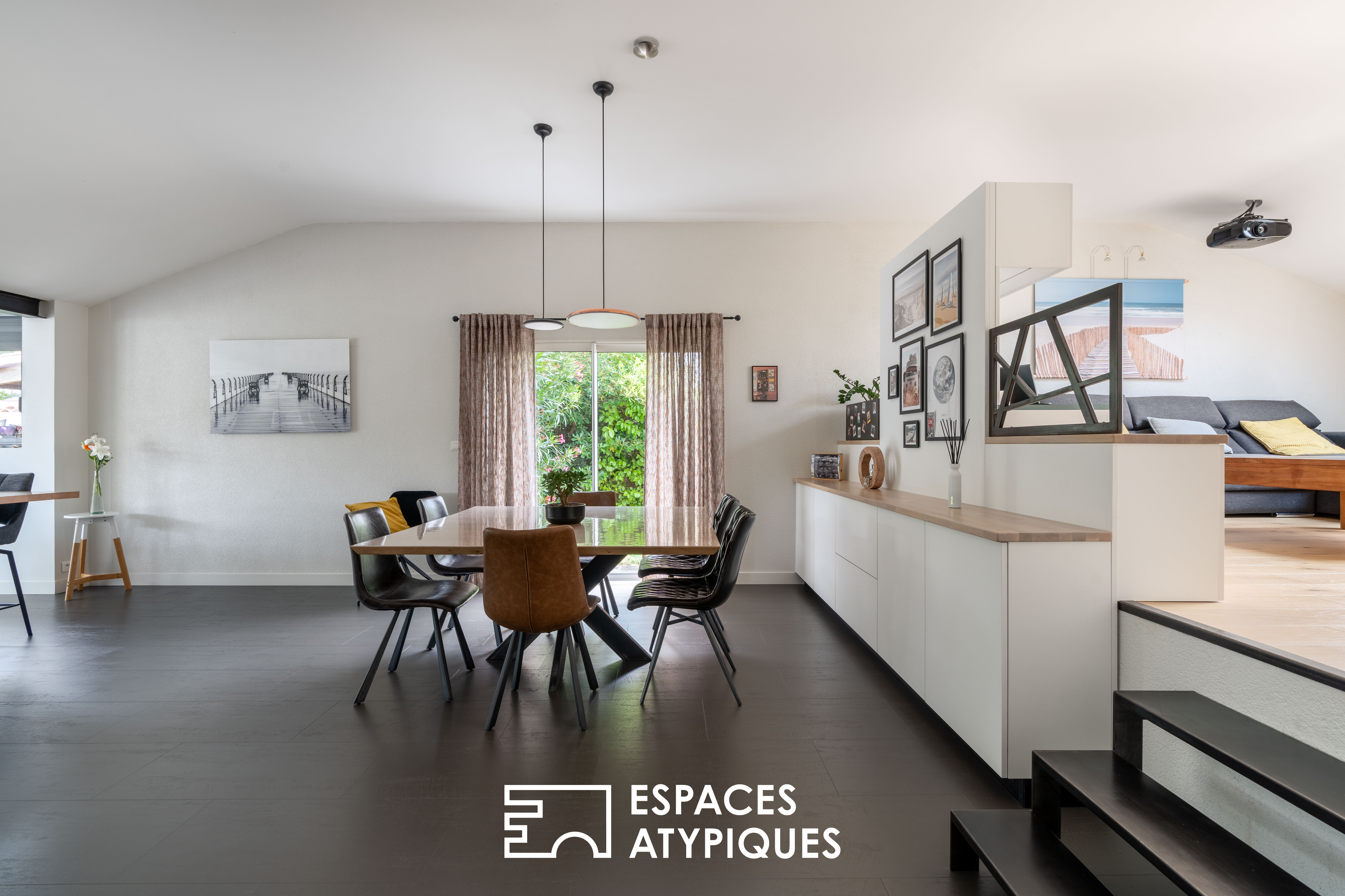 Renovated single-story house with garden