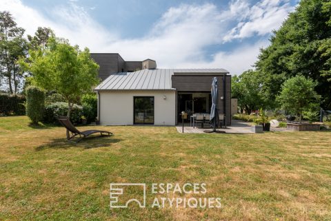 Originale contemporaine vue dégagée, lumière et volumes