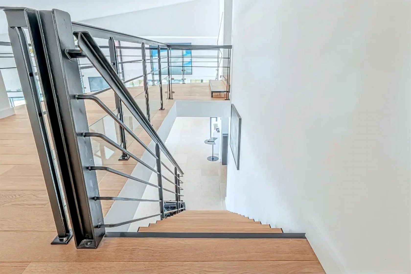 EXCEPTIONAL PROPERTY WITH SEA VIEW a luxury oasis on the heights of Nice
