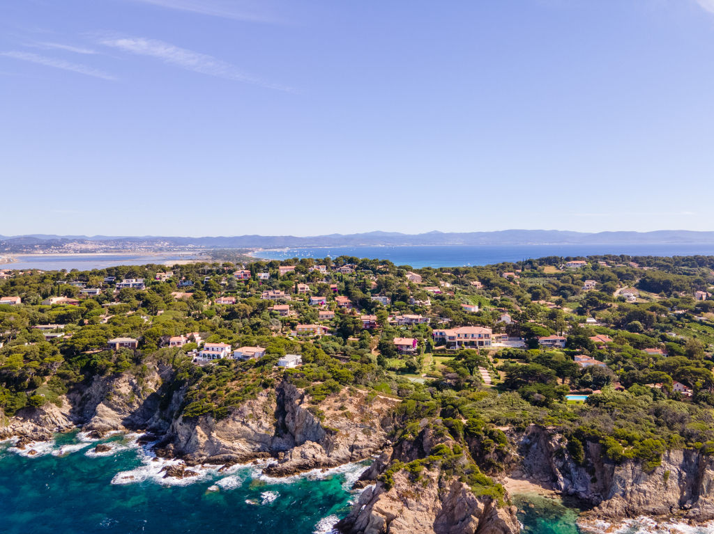 maison a vendre à Hyères Giens 83400 vendre estimer Espaces Atypiques