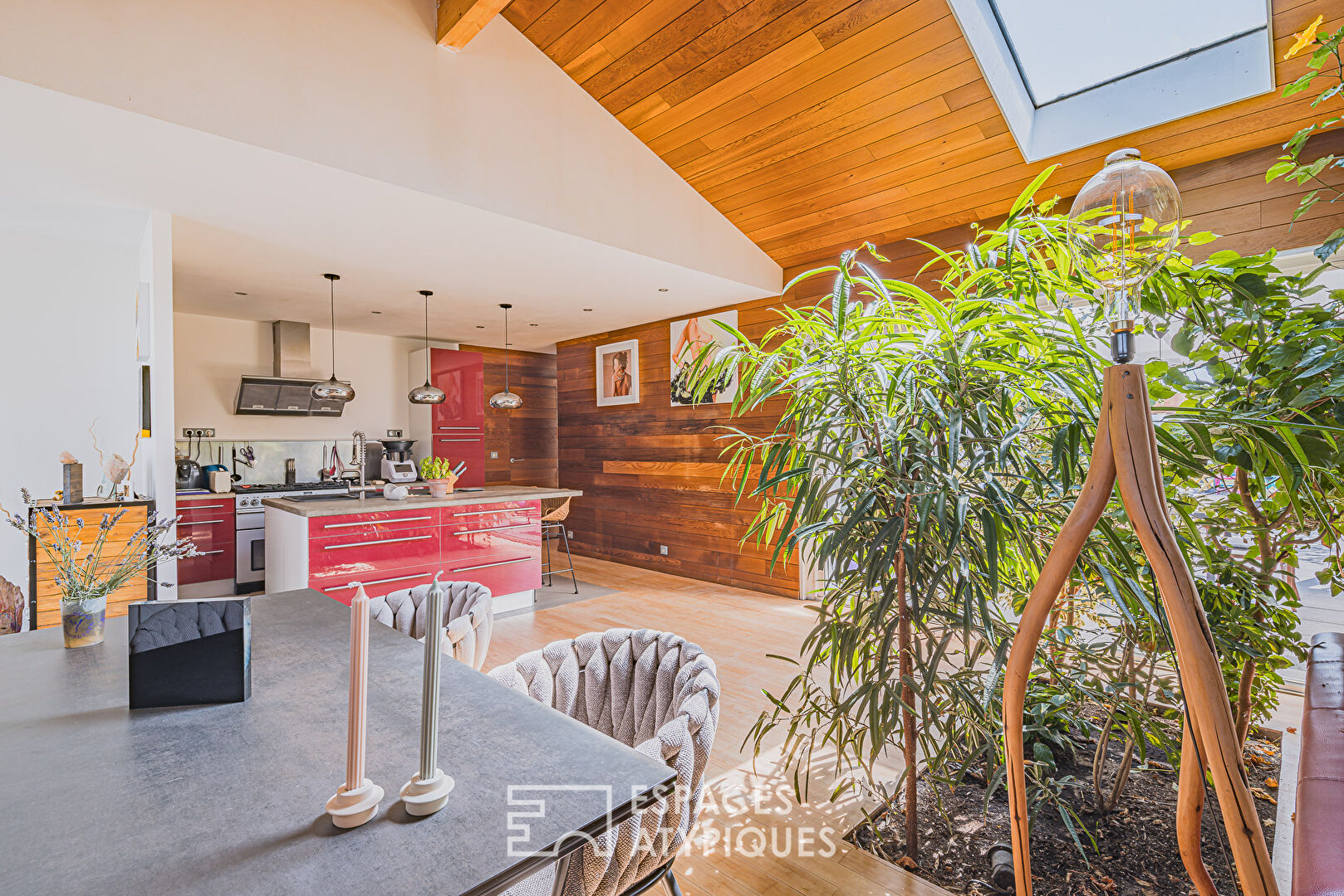 Villa en dialogue avec la nature au centre de La Teste