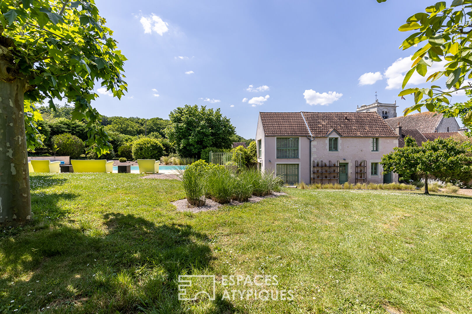 Propriété de charme rénovée entre Vézelay et Chablis