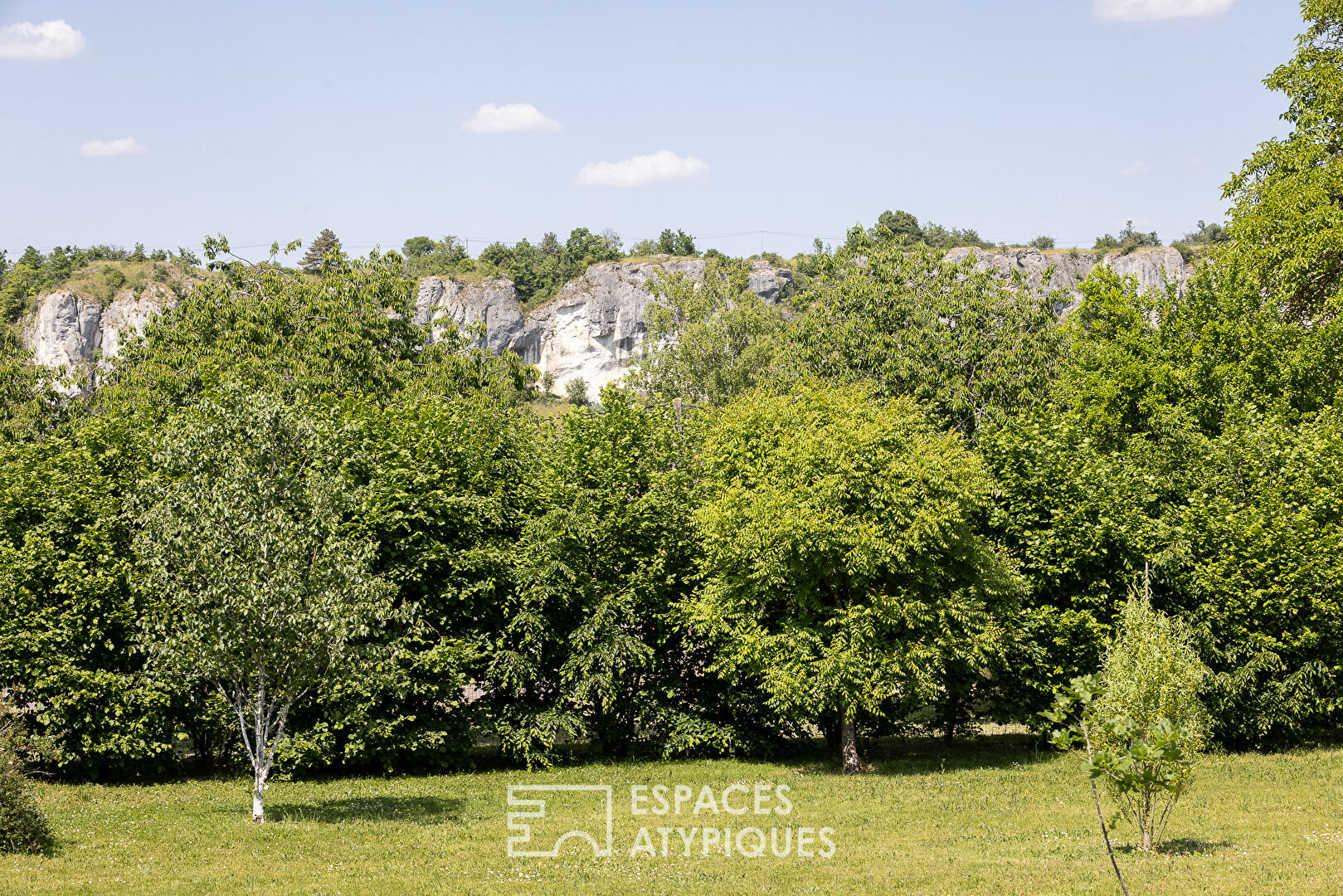 Propriété de charme rénovée entre Vézelay et Chablis