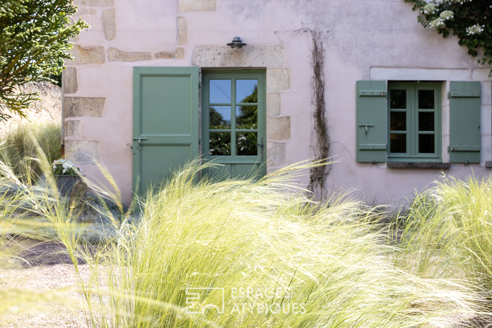 Propriété de charme rénovée entre Vézelay et Chablis