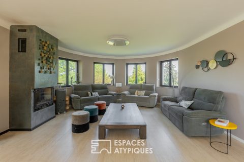 Propriété rénovée avec piscine et dépendances aux portes de Metz