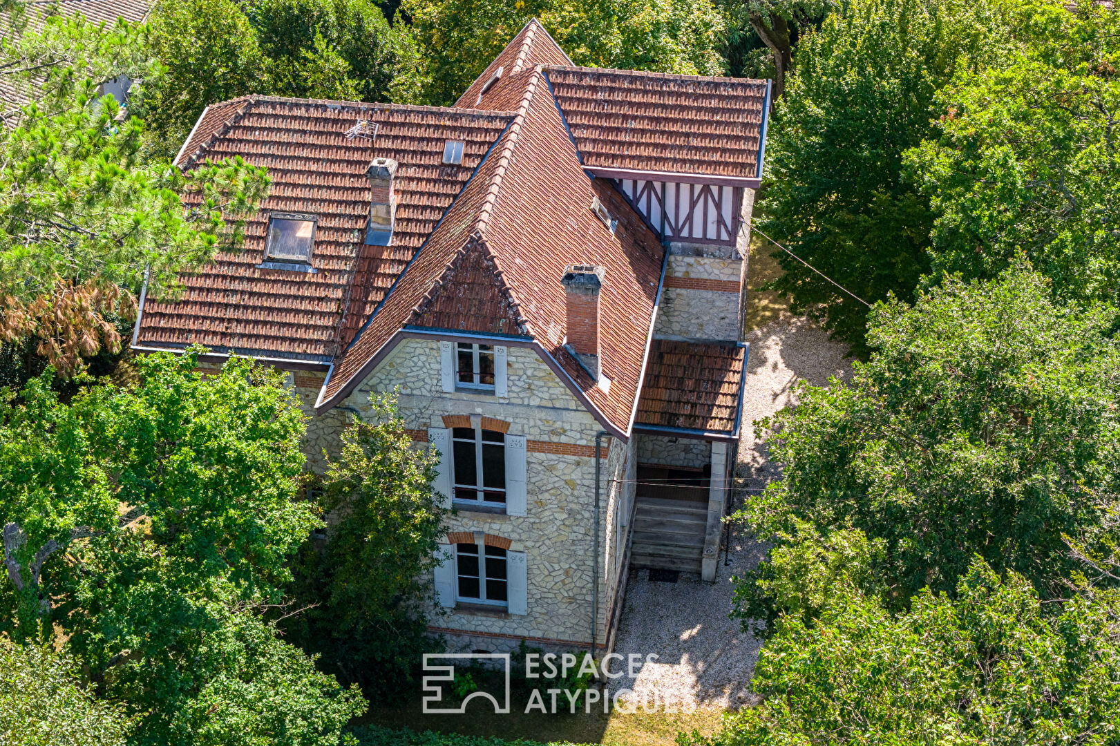 Maison de maître au charme authentique, à deux pas du Bassin d’Arcachon