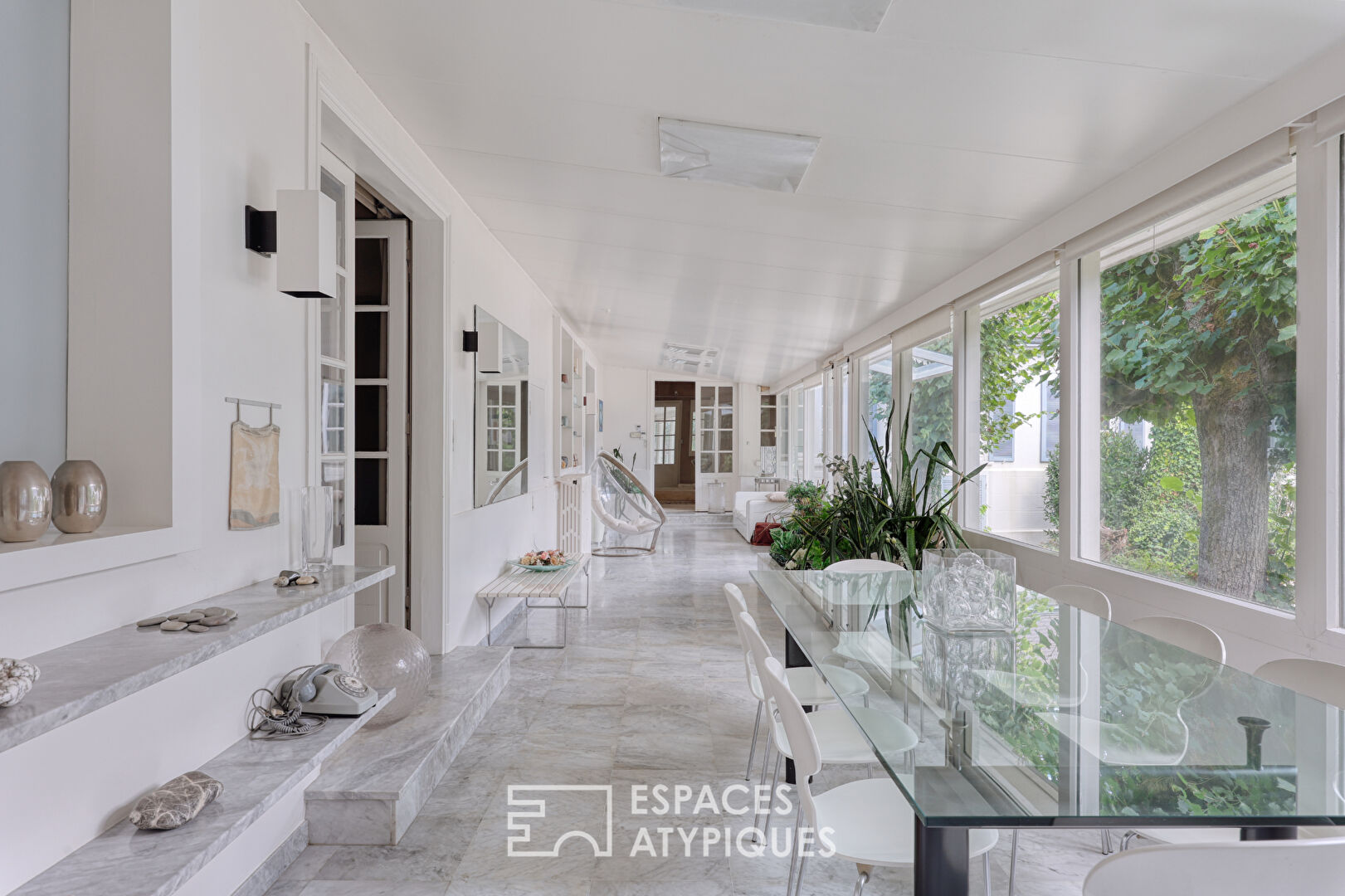 Beautiful character property in the heart of Santerre
