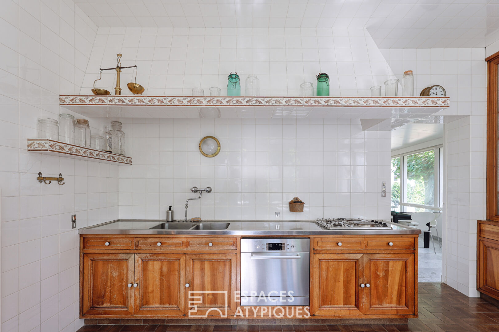 Beautiful character property in the heart of Santerre