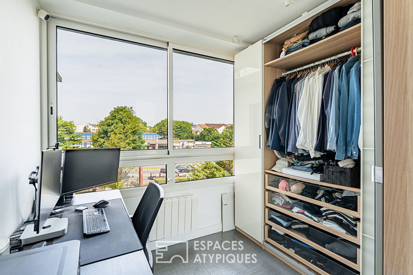 Loft with roof terrace on the edge of Plessis-Robinson