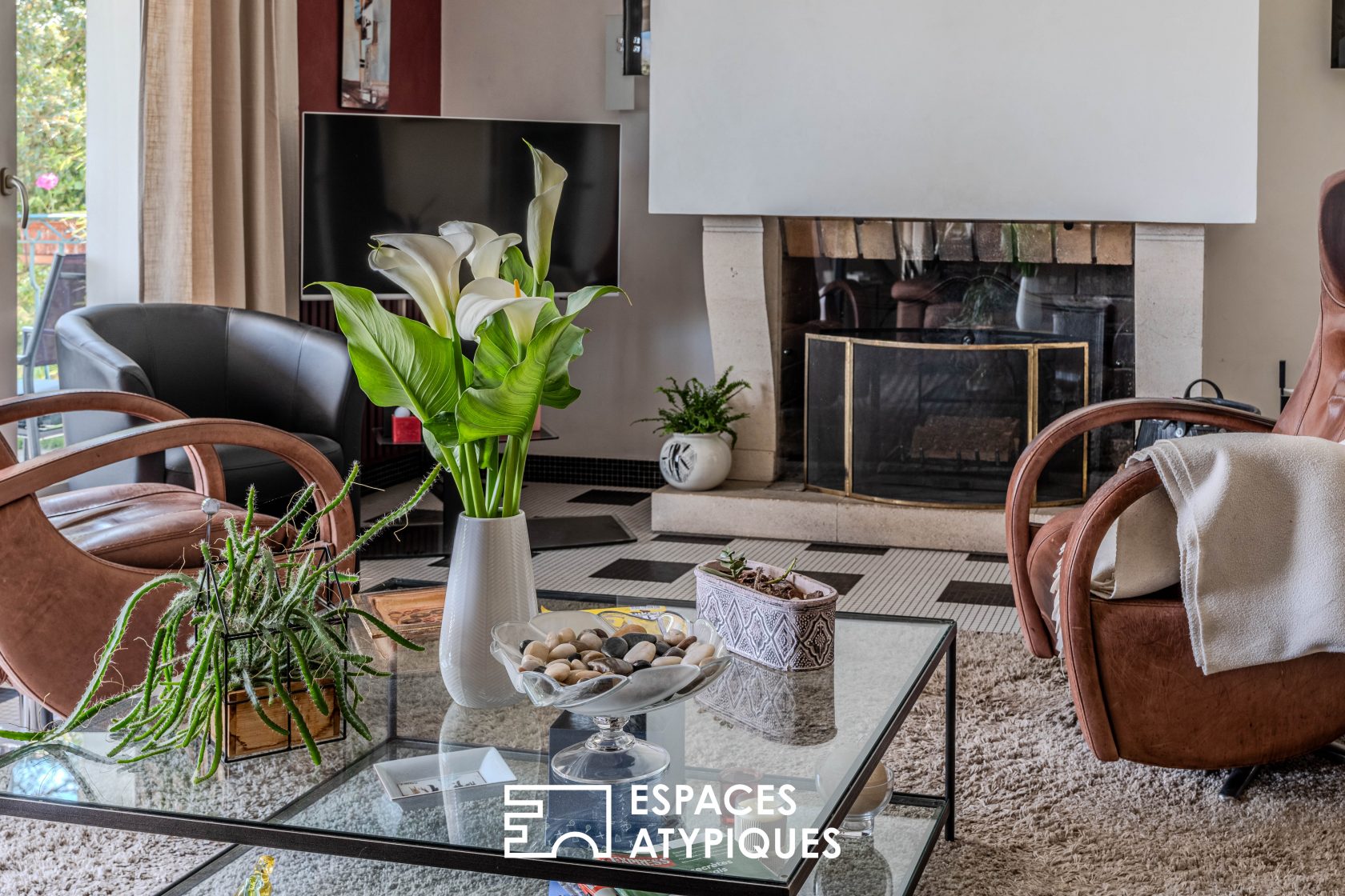 Maison familiale avec piscine, studio et dépendance dans le cœur de Vallet