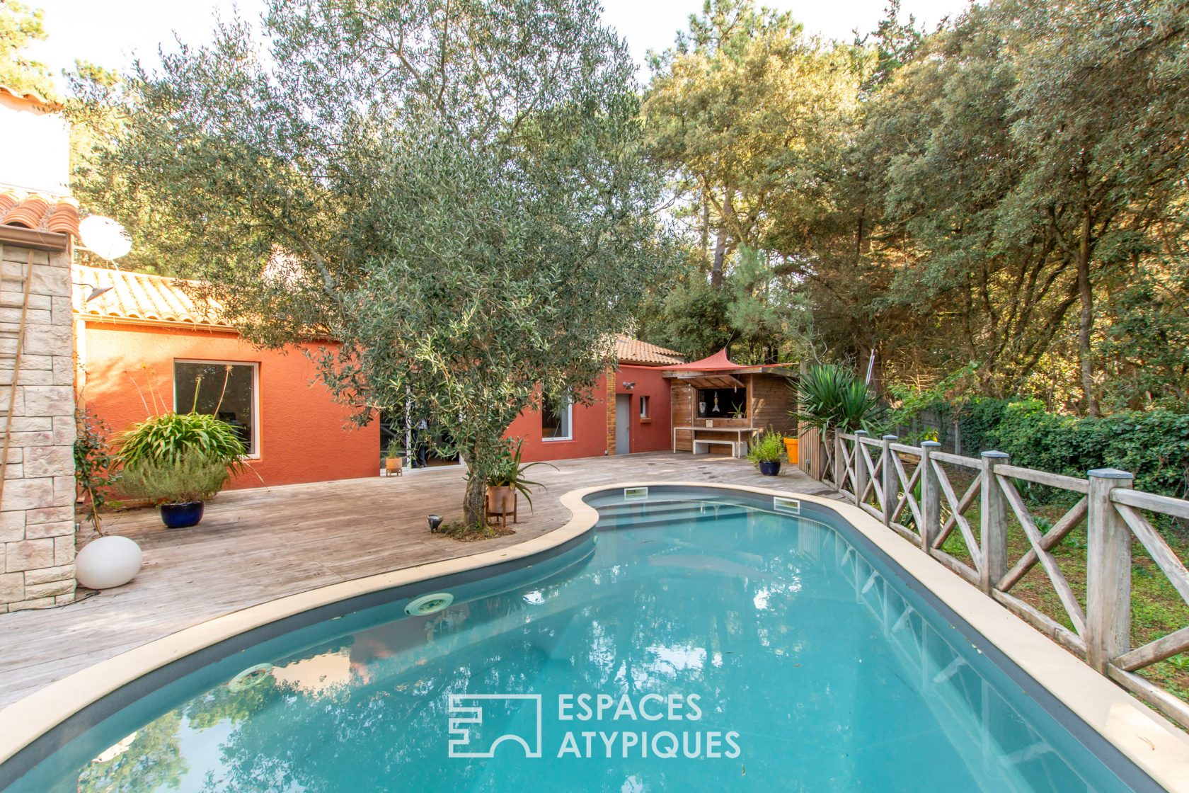 Discreet villa in the heart of Cayola