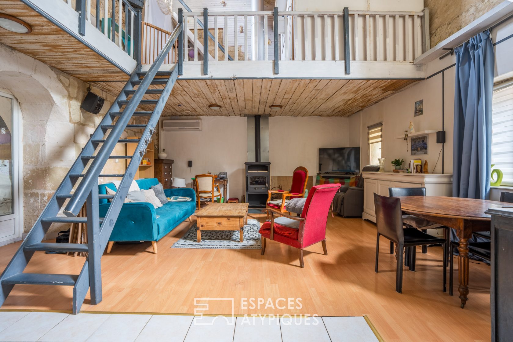 Maison de caractère à flanc de coteau