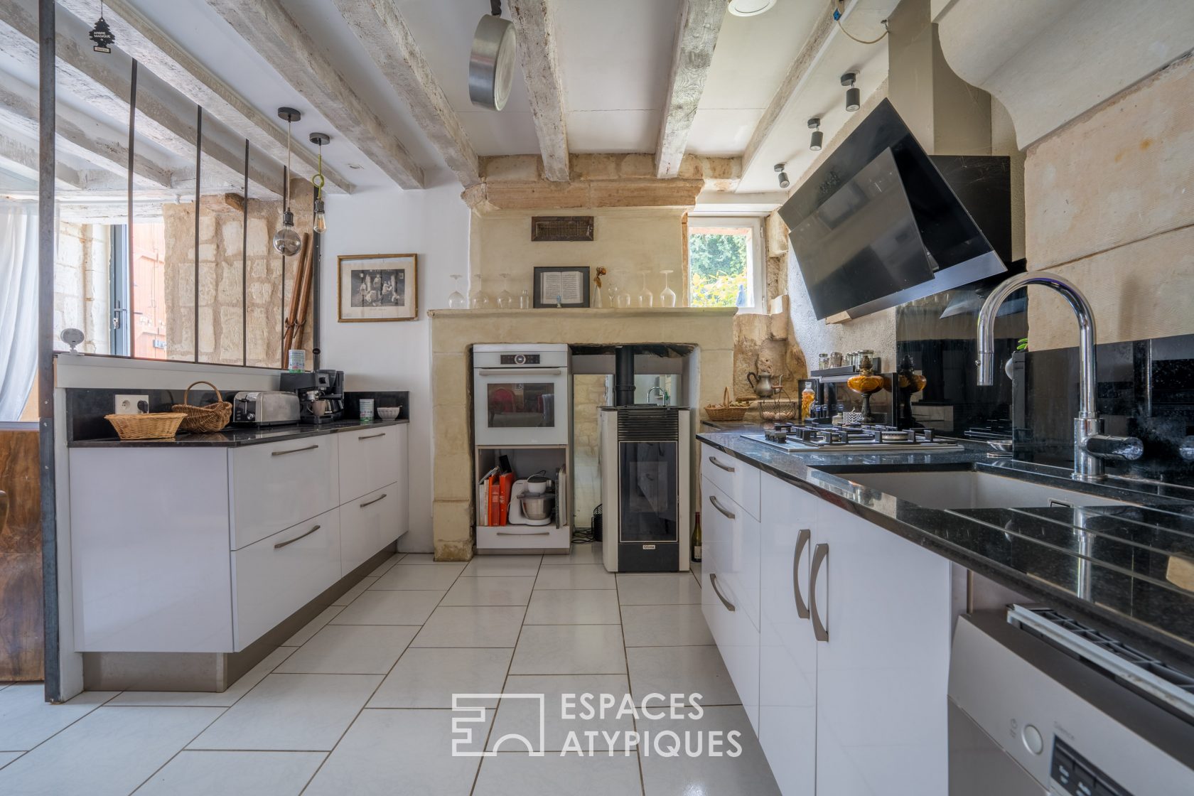 Maison de caractère à flanc de coteau