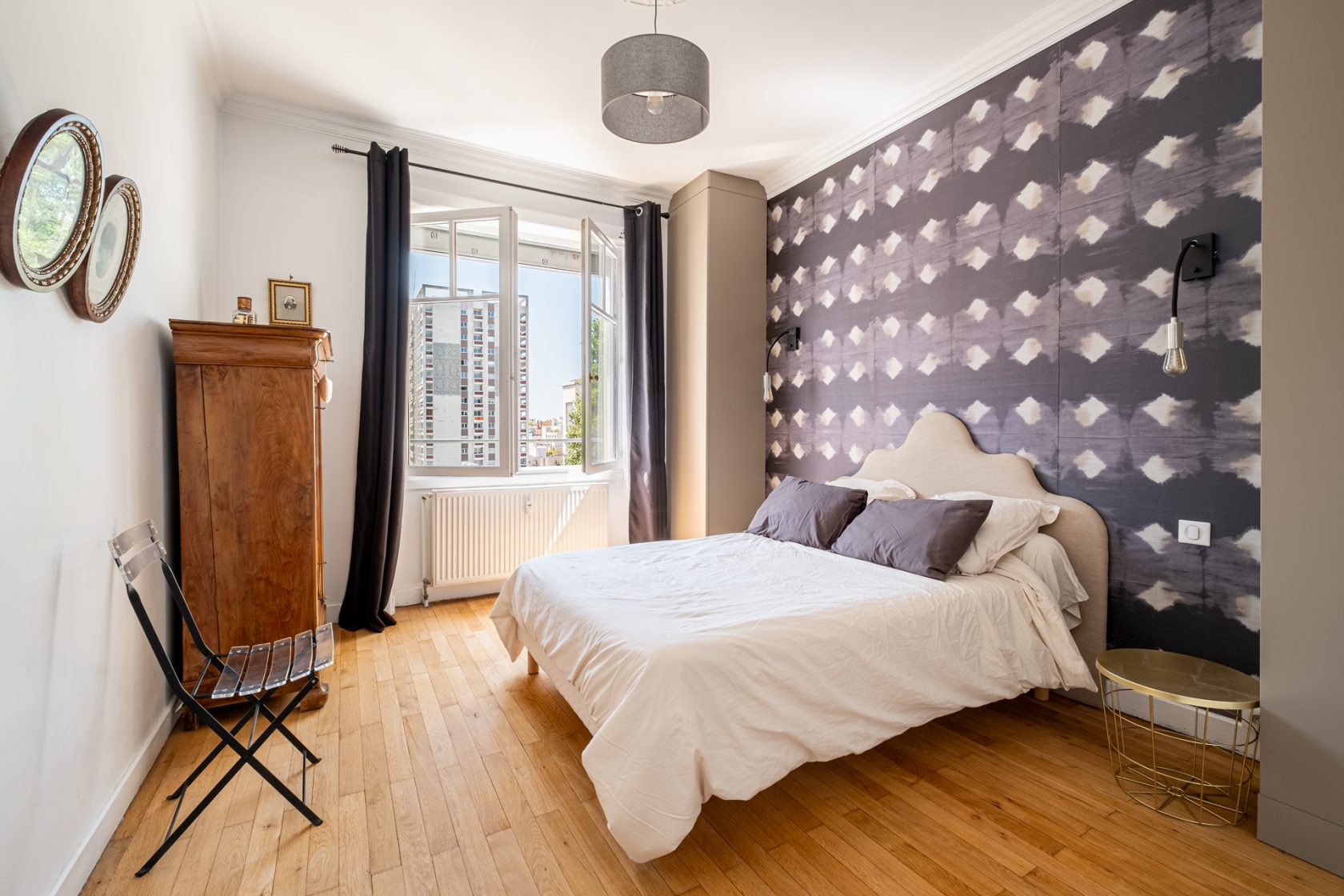 Appartement rénové par architecte en dernier étage avec balcon et vue dégagée