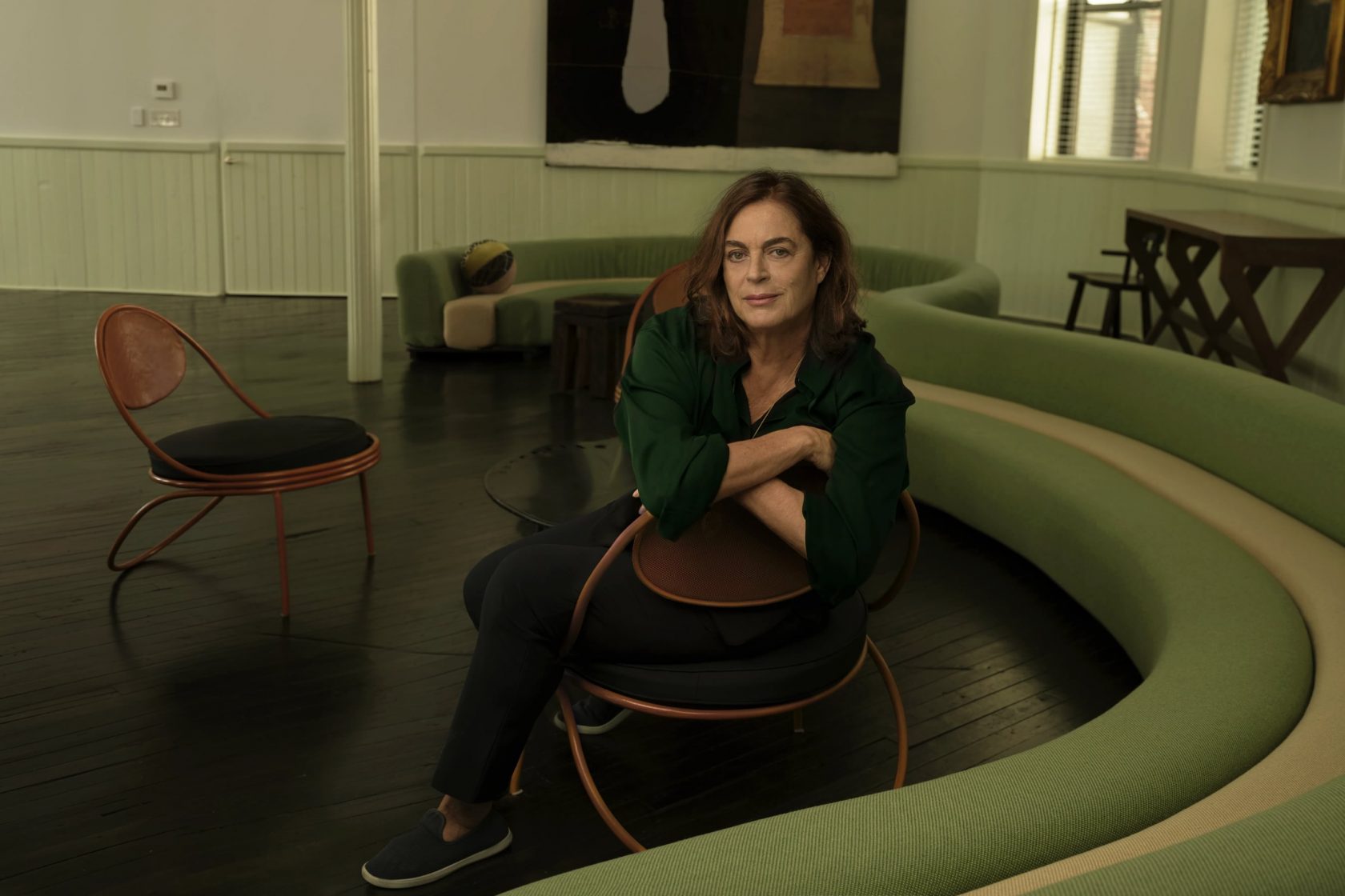 Maja Hoffmann : tisser un avenir entre art, culture et environnement à Arles