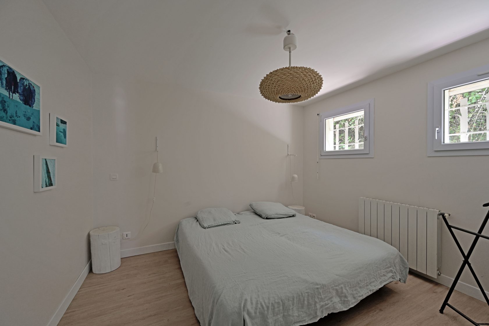 Charming villa with olive grove and independent apartment in Collines Ouest