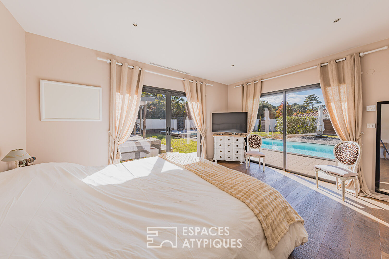 Remarquable Villa contemporaine aux portes du Pyla