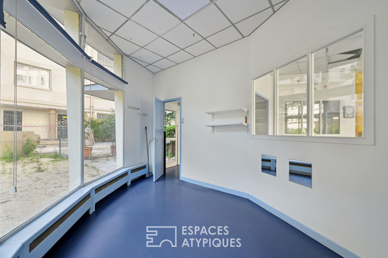 15th arrondissement, unusual and atypical house Saint-Charles district