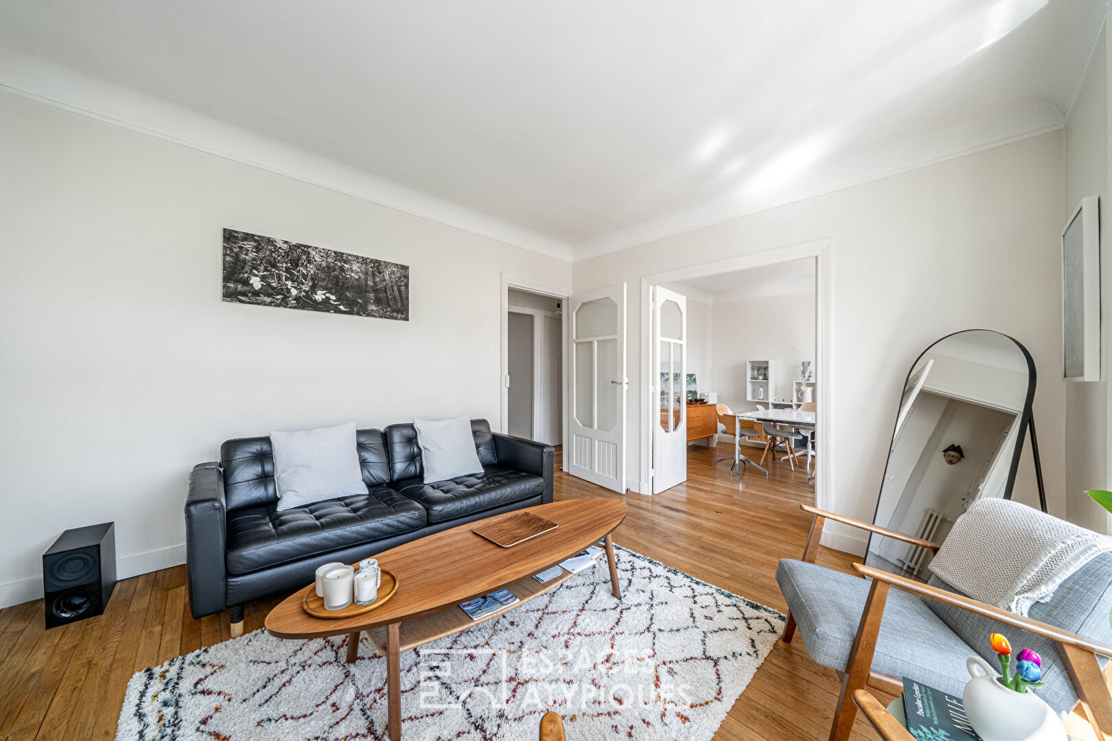 Appartement lumineux et calme dans un immeuble art déco