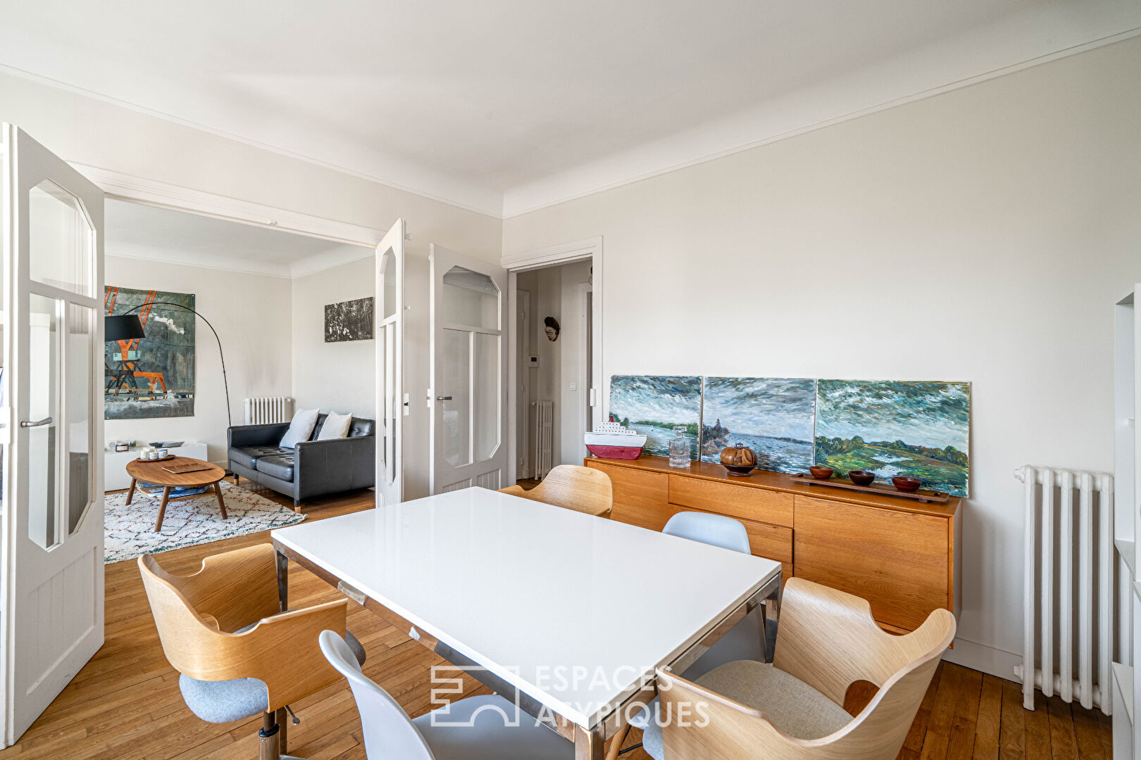 Appartement lumineux et calme dans un immeuble art déco