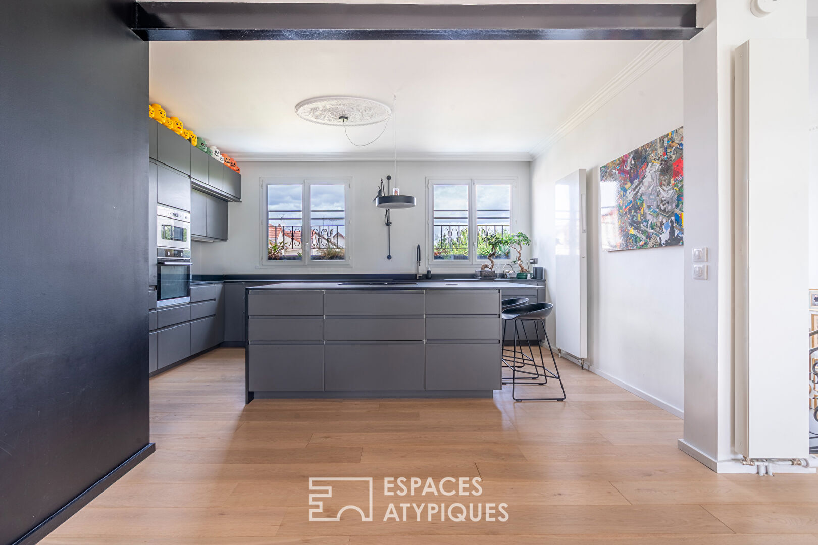 Family home with exceptional volumes