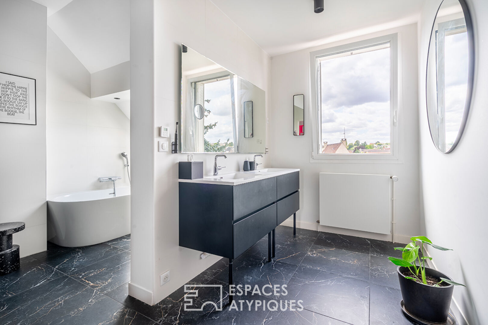 Family home with exceptional volumes