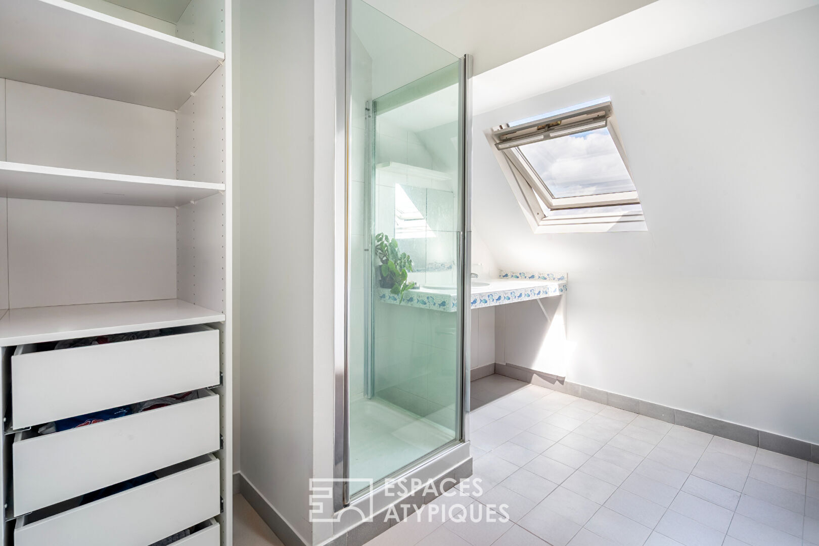 Family home with exceptional volumes