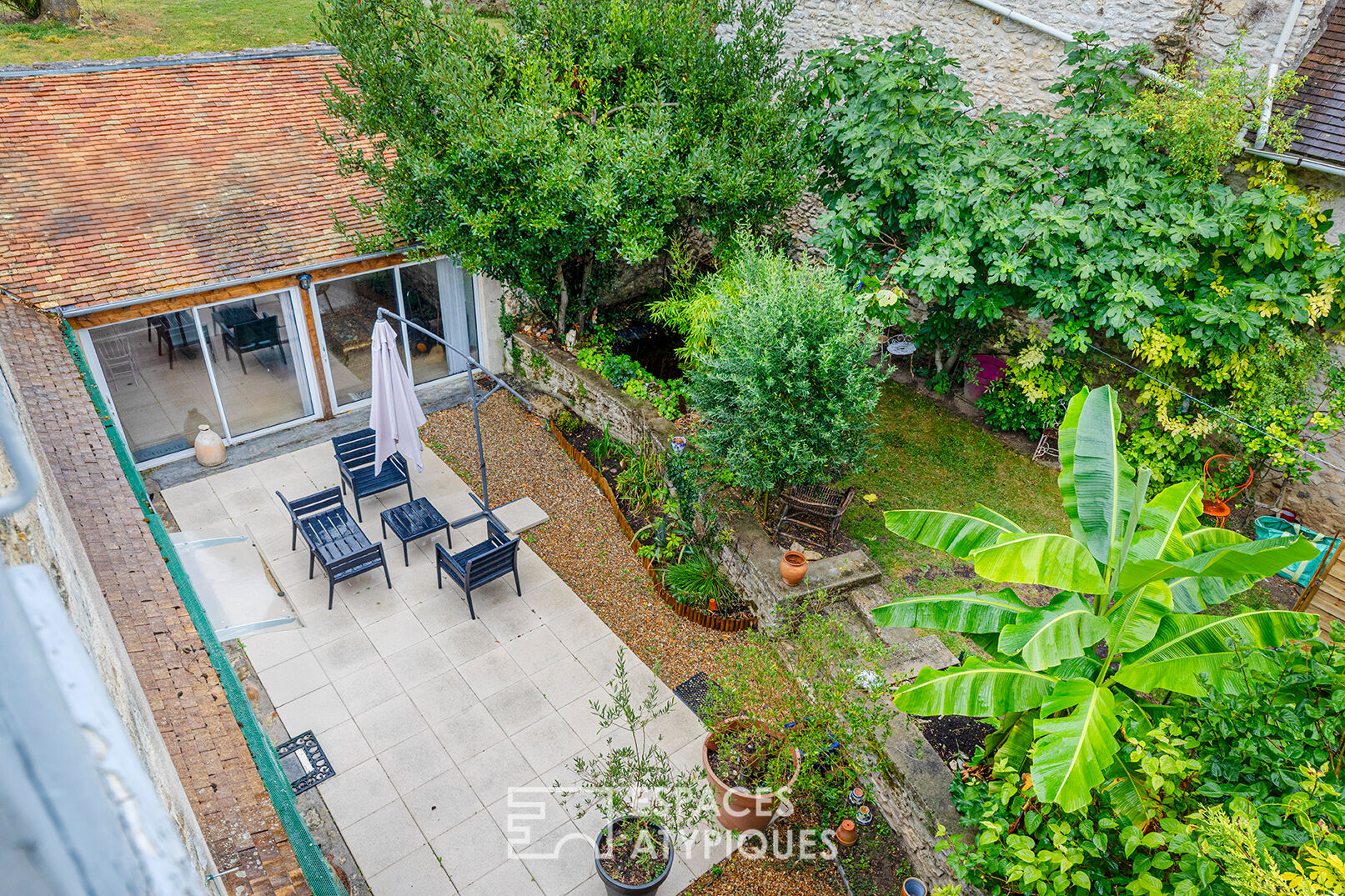 Propriété en pierres à l’abri des regards à Chérence : Résidence principale ou secondaire