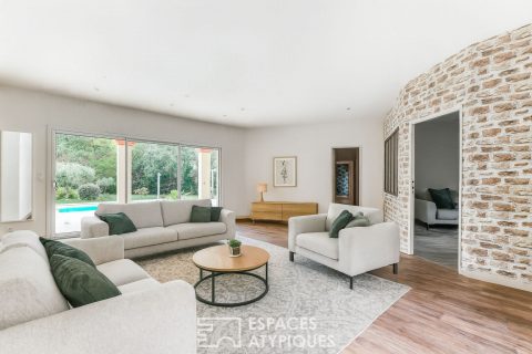 Single-story Mediterranean house near Revel