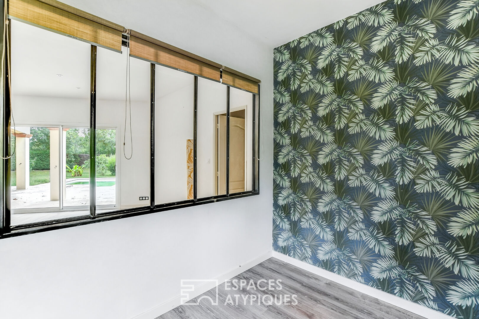 Single-story Mediterranean house near Revel