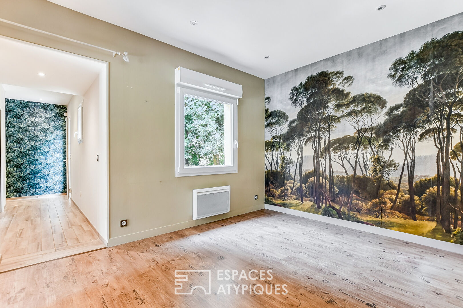 Single-story Mediterranean house near Revel