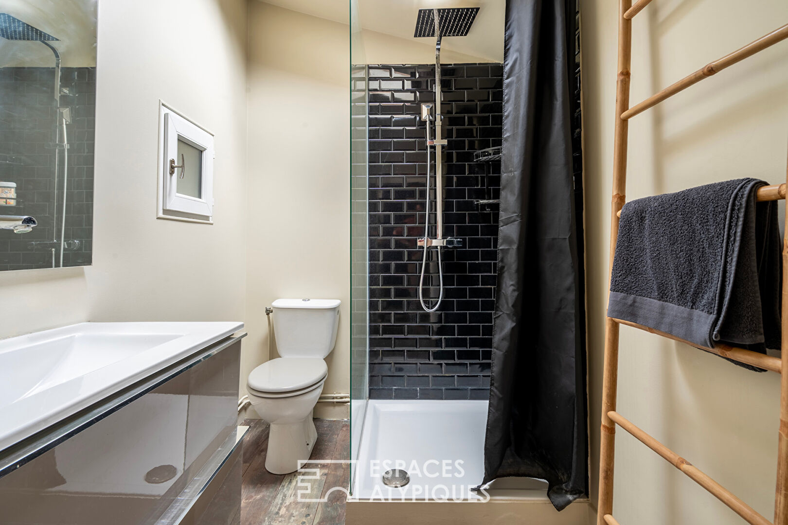 Maison d’architecte confidentielle à La Varenne Saint-Hilaire