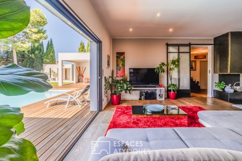 Villa de plain-pied avec piscine avec appartement indépendant et terrain constructible