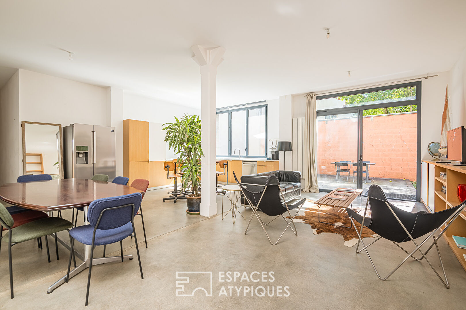 Industrial loft with secret garden in Caudéran Liberté