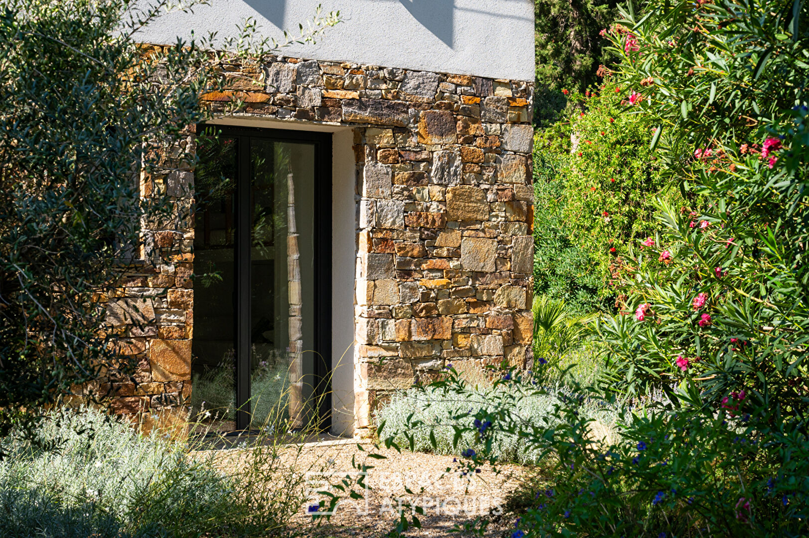 Villa contemporaine au Cap Bénat