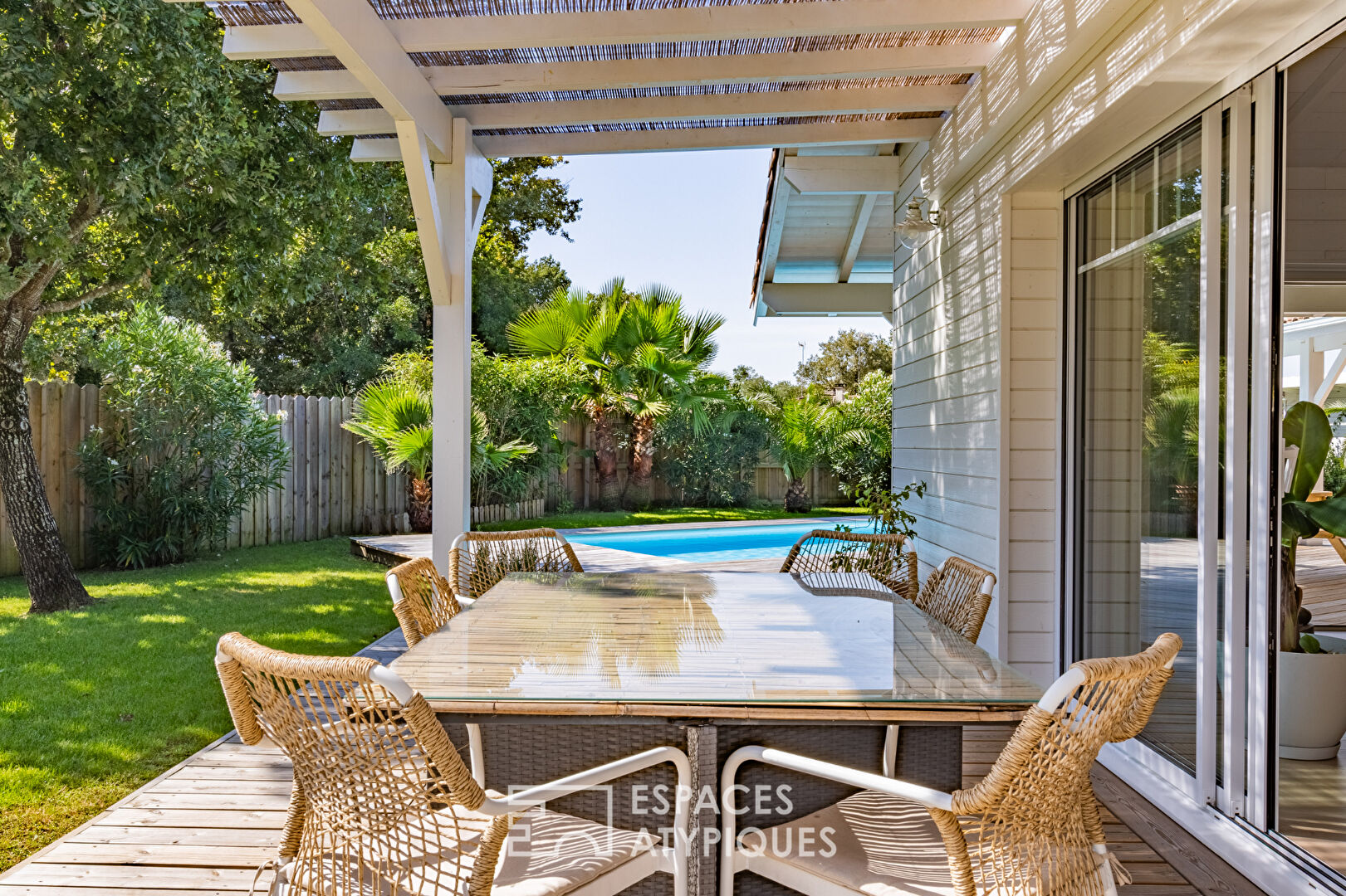 Villa contemporaine aux airs de vacances